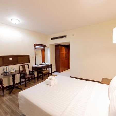 Mido Hotel بانكوك المظهر الخارجي الصورة